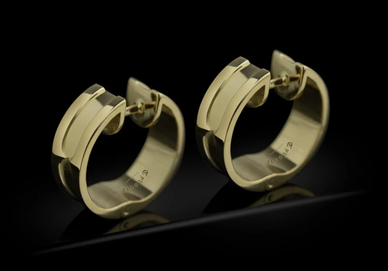 Gold_earrings_Tyvodar.jpg