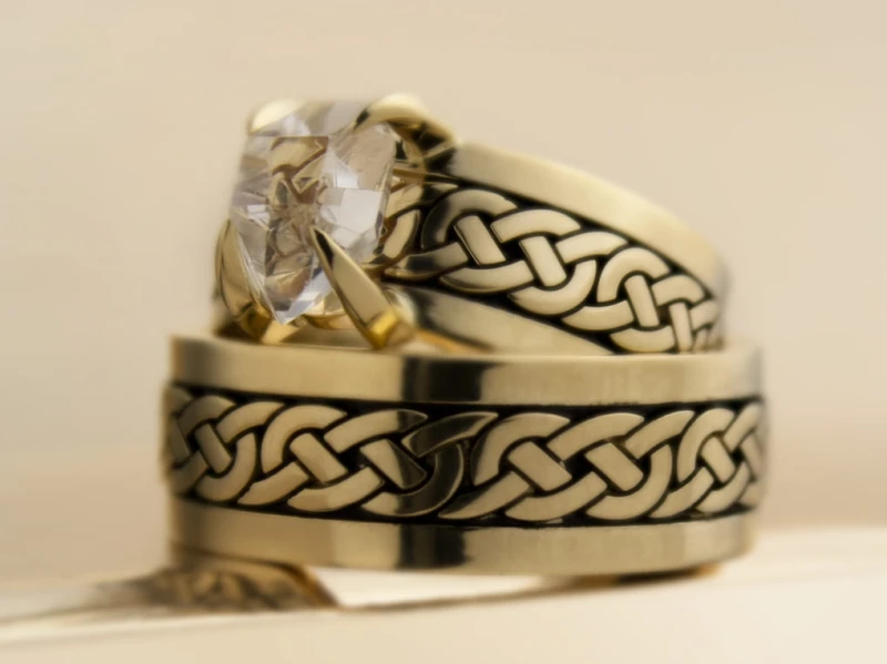 Slavic wedding rings _ TYVODAR 7777.jpg