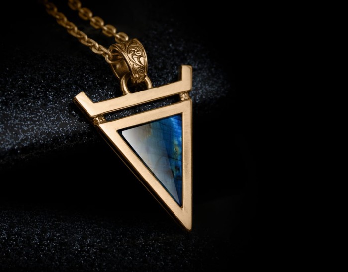 gold_labladoryd_velel_necklace_tyvodar.jpg