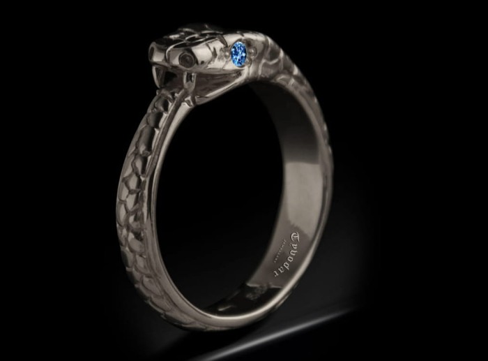 SNAKE RING _ TYVODAR_topaz_666.jpg