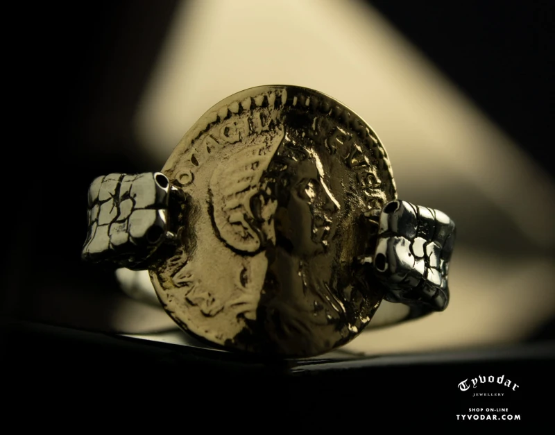 Gold Snake Ring TYVODAR 47.jpg