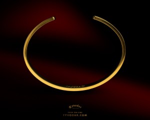 Viking Rune Bracelet_gold_750_TYVODAR_v3.jpg