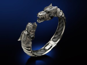 FENRIR_cuff_bracelet_TYVODAR_.jpg