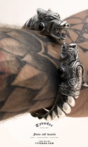FENRIR_cuff_bracelet_tyvodar_v7.jpg