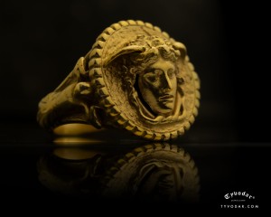 mdusa_ring_atlas_77.jpg