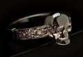 Pierścionek zaręczynowy z czaszką i diamentami | TYVODAR